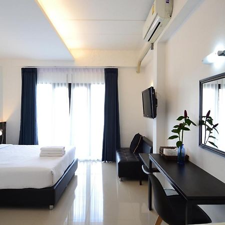 Isleep Guesthouse 치앙마이 외부 사진