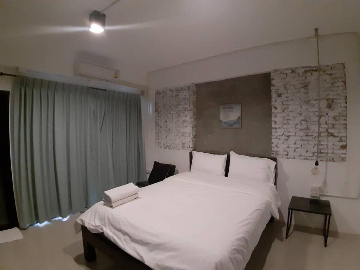 Isleep Guesthouse 치앙마이 외부 사진