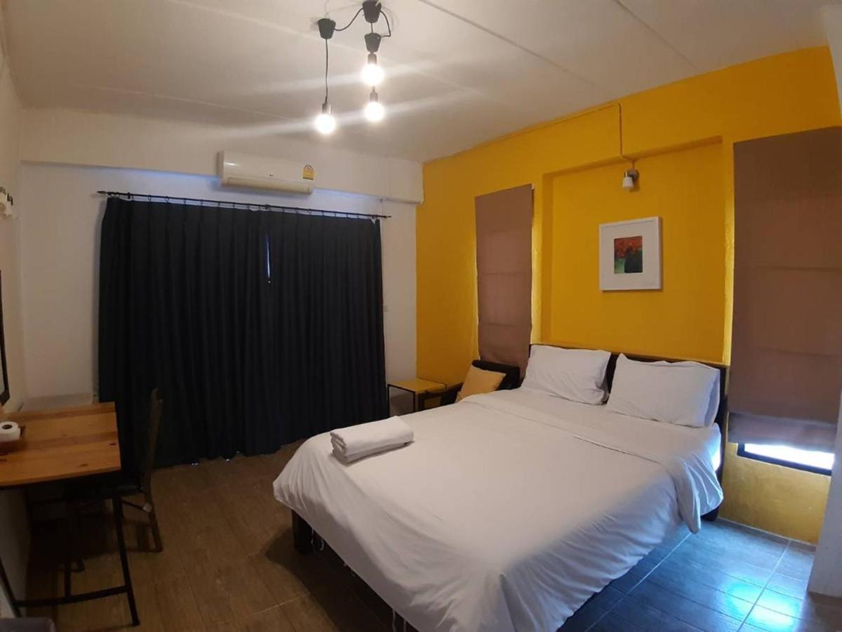 Isleep Guesthouse 치앙마이 외부 사진