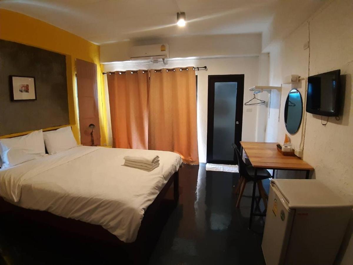 Isleep Guesthouse 치앙마이 외부 사진