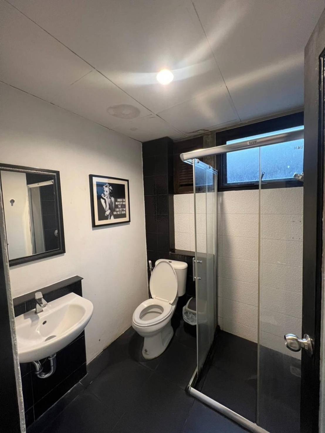 Isleep Guesthouse 치앙마이 외부 사진