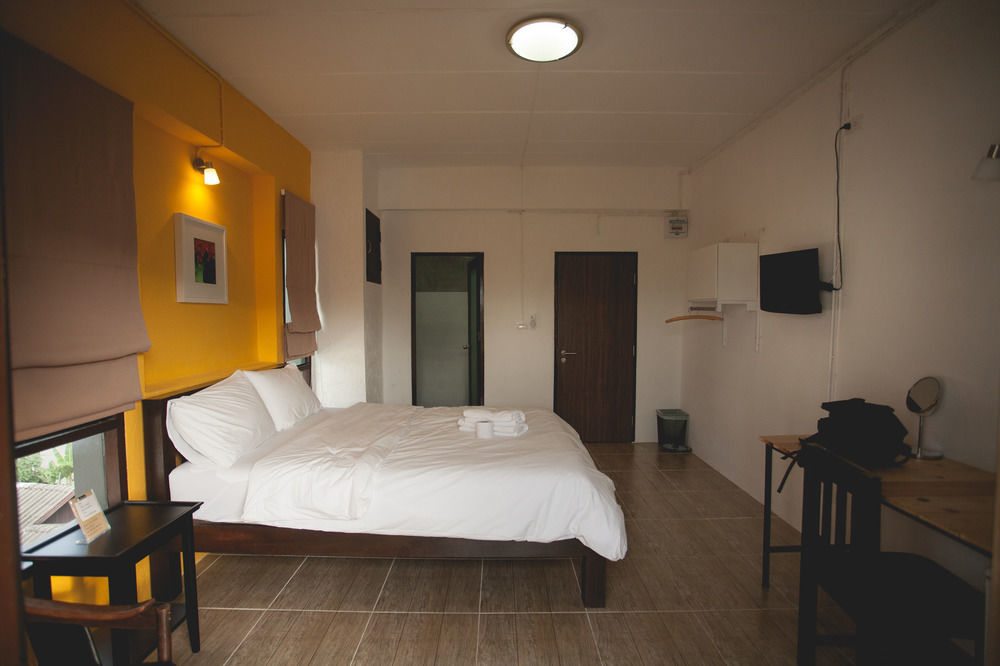 Isleep Guesthouse 치앙마이 외부 사진