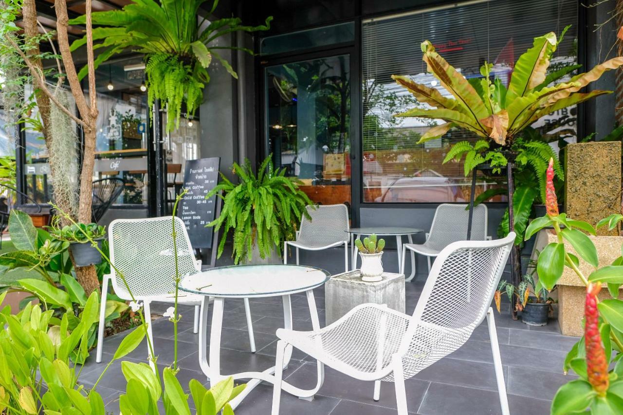 Isleep Guesthouse 치앙마이 외부 사진