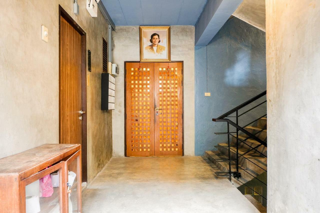 Isleep Guesthouse 치앙마이 외부 사진